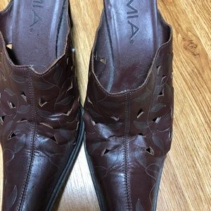 Womens Mia Brown Slip on Cowboy Shoe